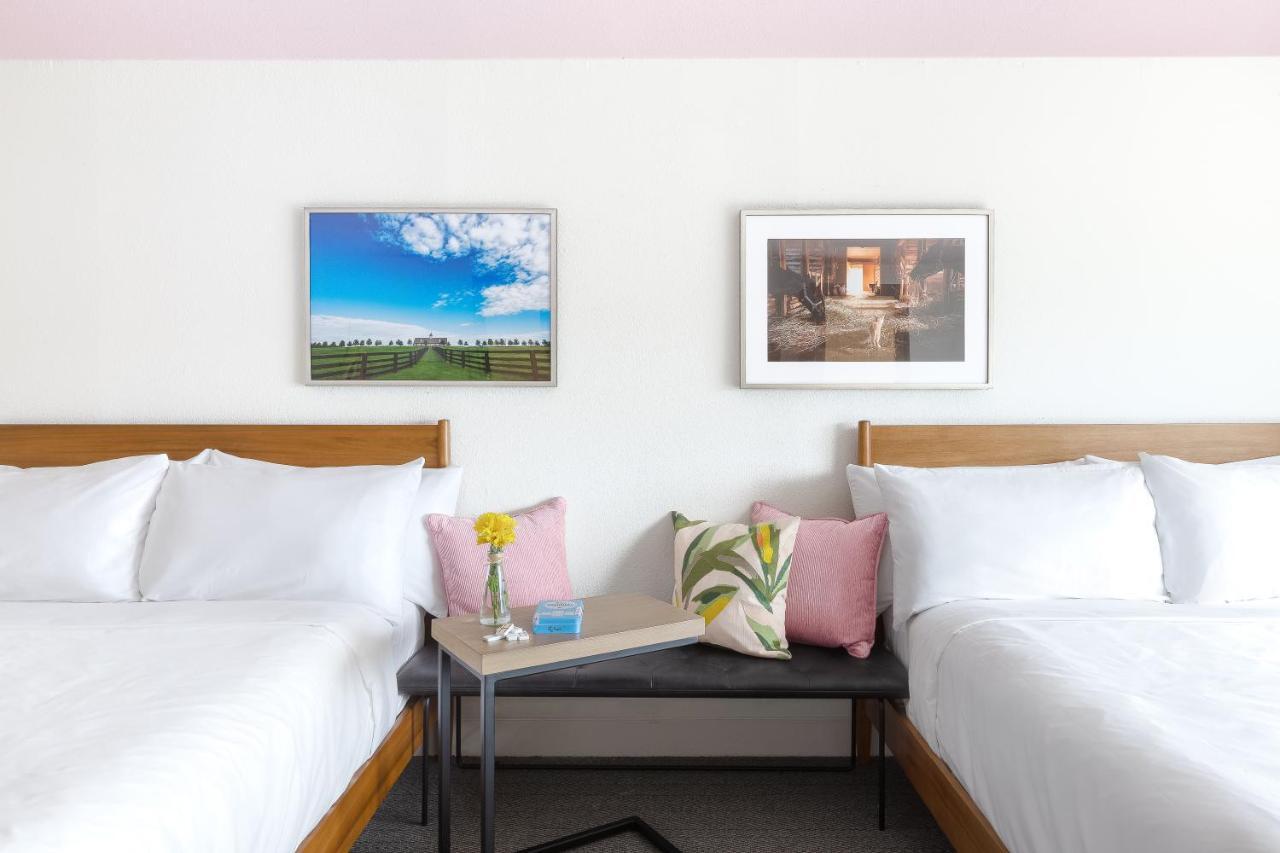 Elwood Hotel & Suites Лексингтон Экстерьер фото